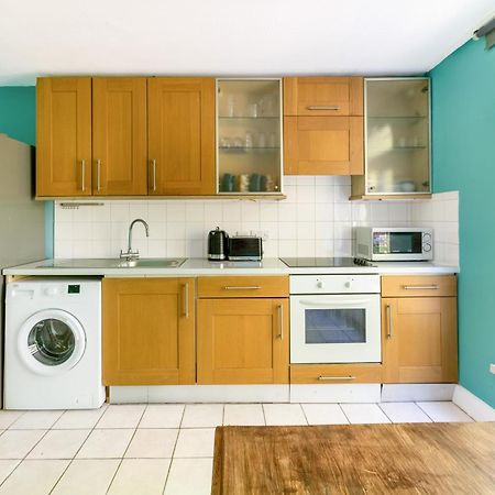 Magnificent 3Br Apt With Balcony London Luaran gambar